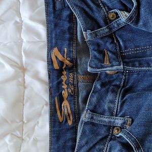 Women's size 10 Seven7 jeans.